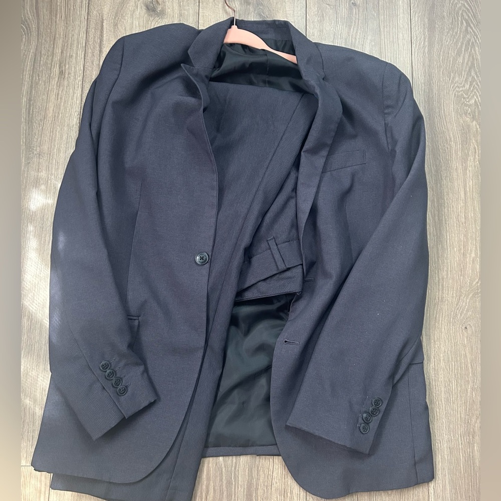 Mens Suit